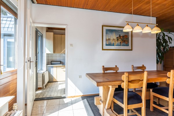 Foto - Te koop: Semi bungalow met veel woonoppervlakte gelegen in Haanrade